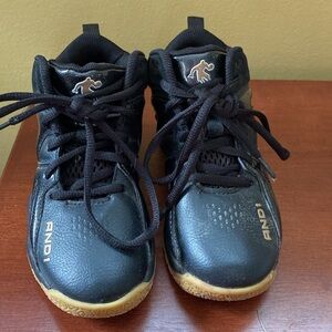 And 1 basketball shoes US youth size 12